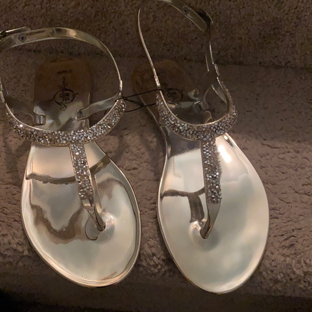 Brand new never worn Gold sandal